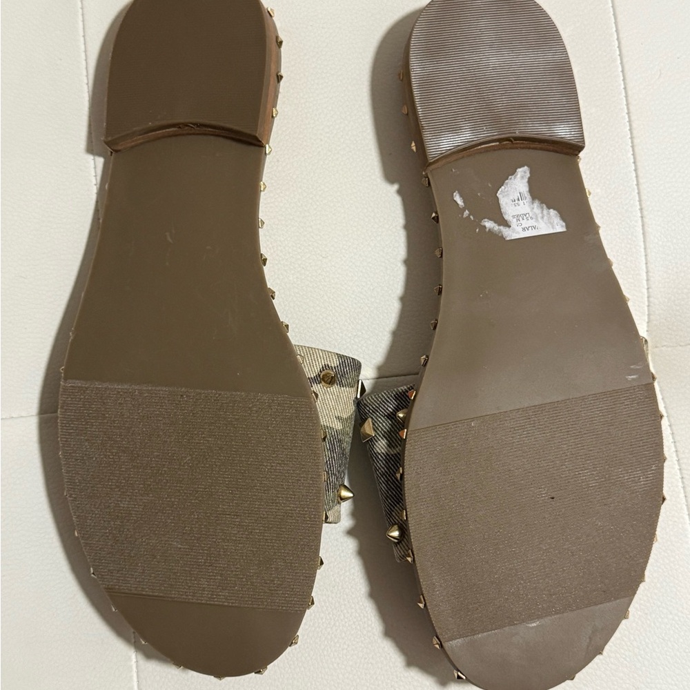 Steve Madden Camo Sandals - Picture 3 of 3